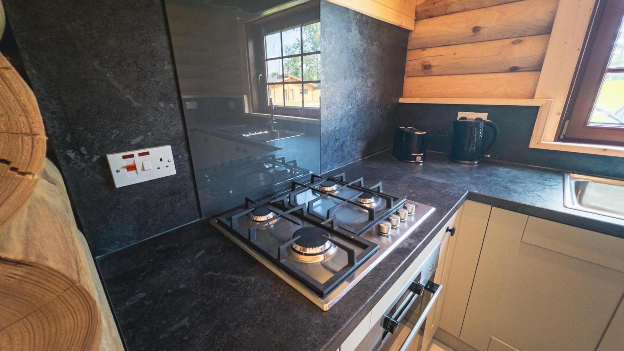 מורפת' Aspen Lodge, Amazing New Log Cabin With Hot Tub - Sleeps 6 - Felmoor Park חדר תמונה